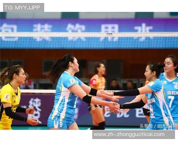 黄丽专访:从青涩球员到网球明星的成长之路回顾